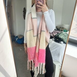 ANTHROPOLOGIE SCARF